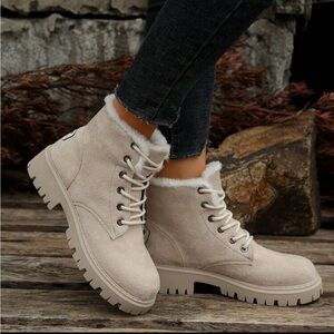 Off Duty Icon Lace-Up Ankle Boots NEW 🏷️